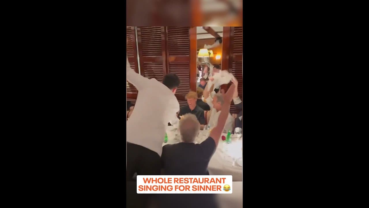 The Monte Carlo choir is out for the champ 🎤 (🎥 @giuliamaurelli )