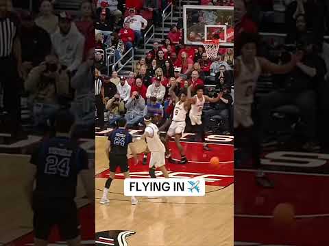 Welcome back Khani Rooths 😉 #louisville #collegebasketball #accbasketball #basketball #gocards