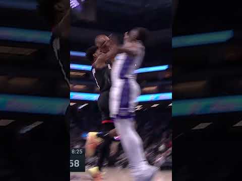 Amen was HOT in the 3rd quarter 🔥 #rockets