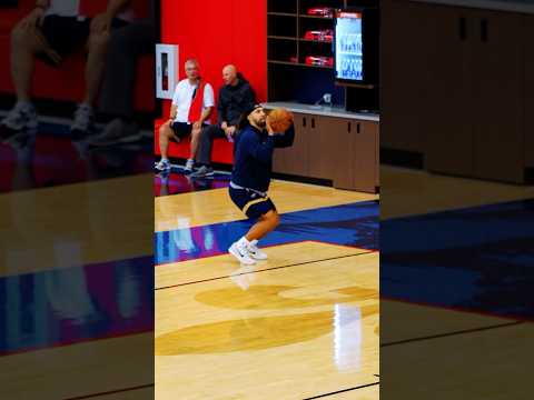 Pelicans prepare for Trail Blazers at shootaround #pelicans #nba