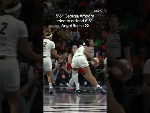 Georgia Amoore took one for the team on this play 😤