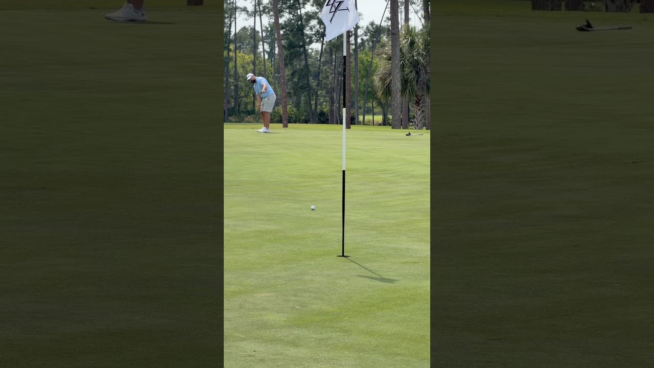 Flag in or out when putting?? Bet you thought that was in didn’t you 🙃