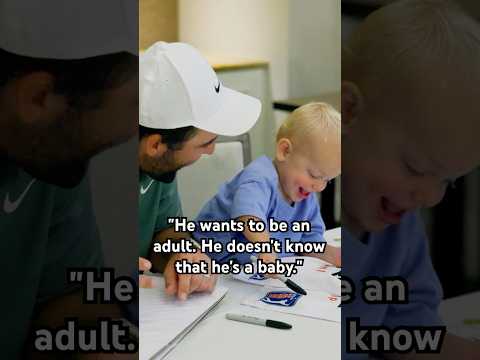 Bennett Scheffler joined in on the post-round autograph session with dad ❤️