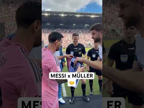 Messi 🤝 Müller finally meet again!👀