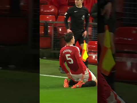 Harry Maguire's kneeslide is iconic 🔥