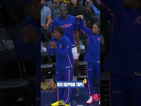 Such a good hustle that Craig punched Ryan in the face 😭 #rockets