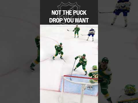 New kind of puck drop 😑