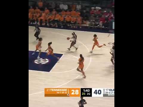 COTIE MCMAHON DROPS 39 ON TENNESSEE 😤