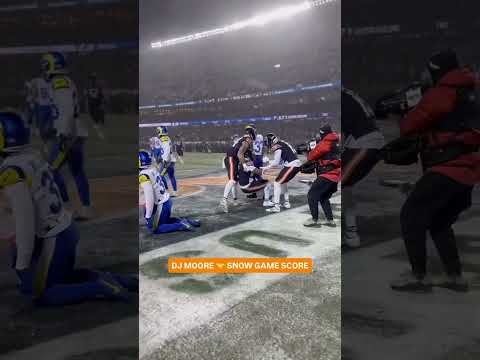 DJ MOORE SNOW SNORE 😤❄️