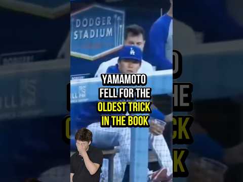 Yoshinobu Yamamoto fell for the old Shoulder tap trick 🤣 #mlb