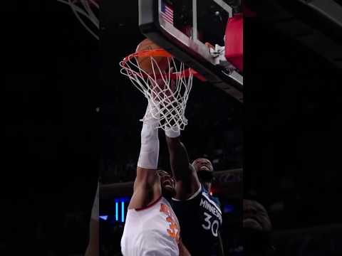 do NOT get in kat's way 🤯💪 #karlanthonytowns #nba #nyknicks