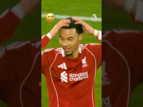 Hugo Ekitike Could Only Smile After That Miss 😅