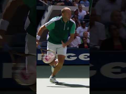 Alacarz forces Evans to BREAKING POINT! 🤯