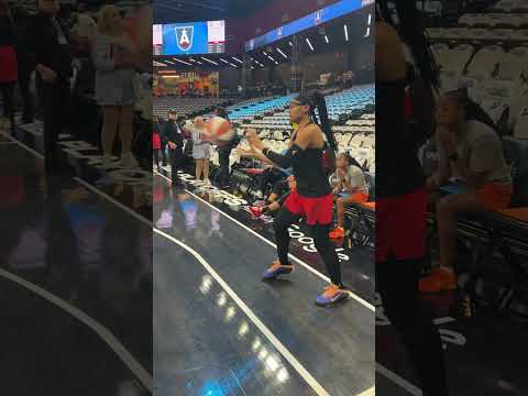 Allisha Gray warming up for Game 1 😤