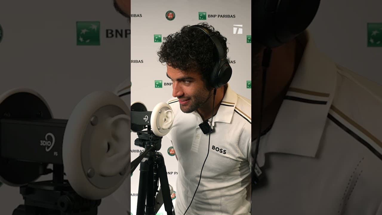 Matteo Berrettini has a second career in ASMR content 😂 #tennis #asmr #matteoberrettini