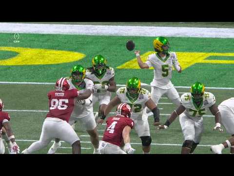 TURN OF EVENTS 😱 Indiana converts TD after bizarre Dante Moore fumble | ESPN College Football