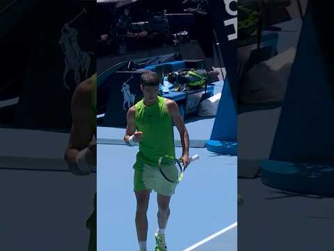 Alcaraz makes it look EASY! 🤩