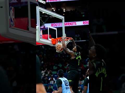 Zion Williamson TOUGH dunk🔥 #pelicans #shorts