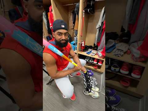 Locker Tour with Jo Adell ⚾️