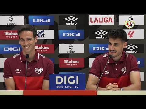 Rueda de prensa de Íñigo Pérez y Óscar Valentín antes del Rayo - Neman Grodno