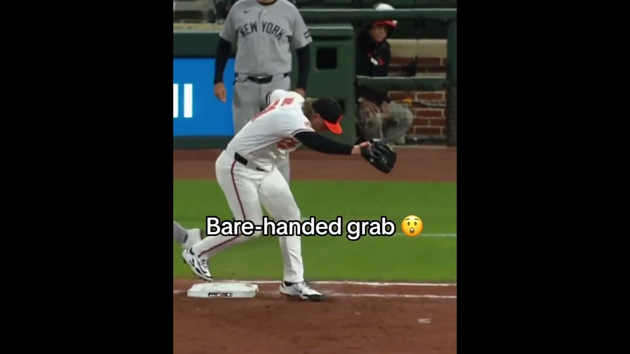 Dietrich Enns went all out for the grab 🔥