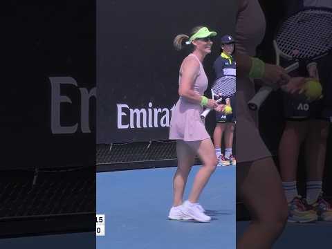 Lob winner from the MOON! 🌙