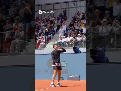 Ben Shelton, that is RIDICULOUS! 🤹‍♂️