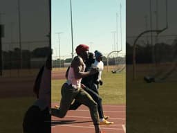 The workout sounded easy until the coach said get those knees up 😅