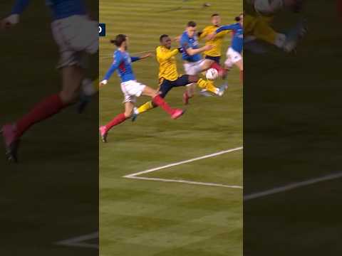 BRILLIANT BALL CONTROL & GOAL!