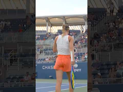 Bondar hits a SCORCHER on the run! 😮‍💨