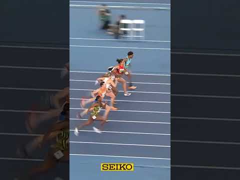 INSANE photo finish in the 60m hurdles in Nanjing with 6 women under 7.80 #WorldIndoorChamps