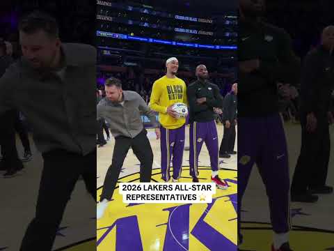 Luka, Jaxson, and LeBron pose for a photo 📸