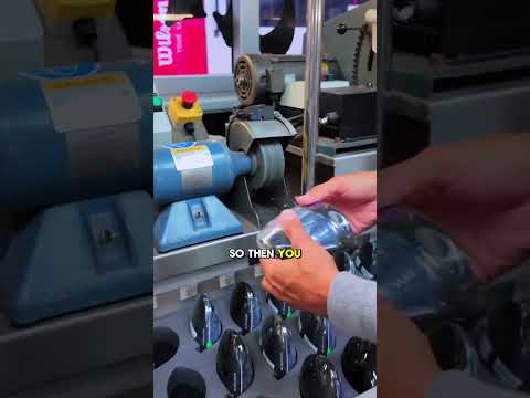 Inside the Callaway Tour Truck 😮‍💨 #golf #golfgear #golfer #golflife #golftips #callaway