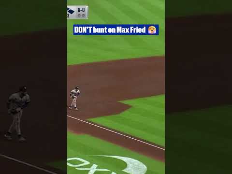Max Fried showing why he's a 3x Gold Glove Award winner 🤩