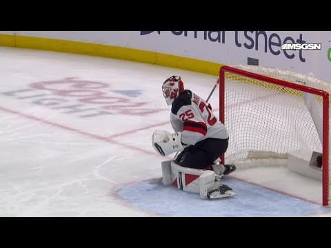 Matty Beniers scores a goal against the New Jersey Devils