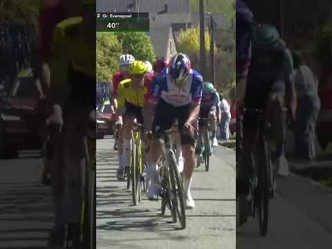 Frustration for Remco Evenepoel!