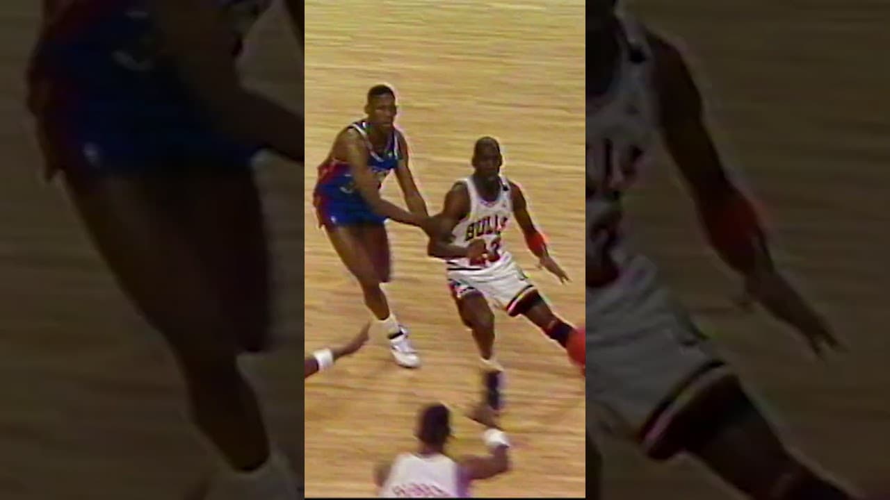 🐐 MJ hit a game-winner over Dennis Rodman & the Bad Boy Pistons (1989 Playoffs) #nba #chicagobulls