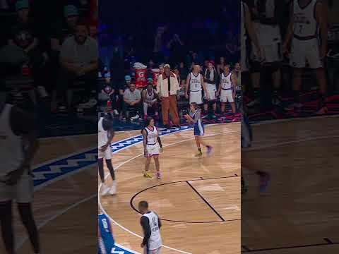 Through the mascot defense, over Tacko Fall 😤 #shorts | Phoenix Suns