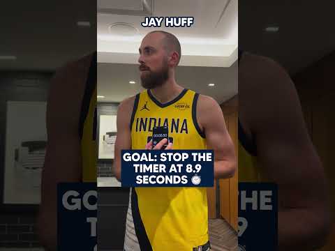 Jay Huff Tries to Stop the Timer at 8.9 Seconds ⏱