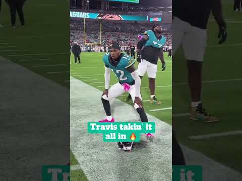 Travis Hunter locked in for his MNF debut 😤