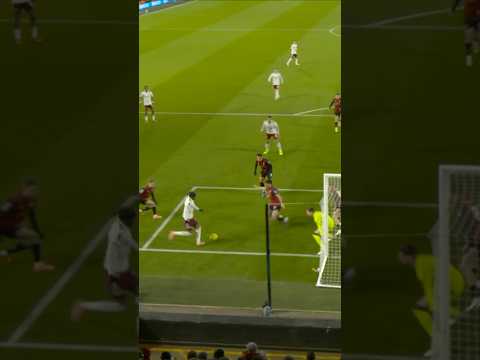 MADUEKE MAGIC BEFORE A GOAL!