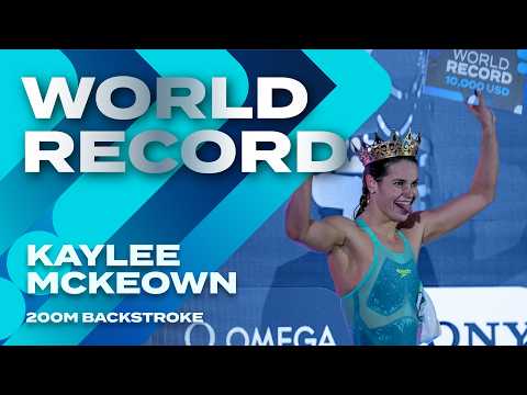 Kaylee McKeown breaks the 200m Backstroke World Record again! 💥 | Swimming World Cup 2025