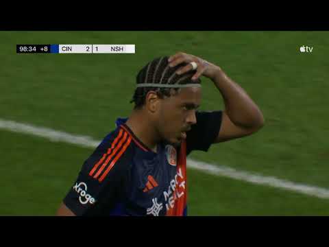 Evander GAME WINNING GOLAZO in STOPPAGE TIME!