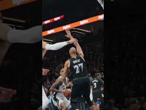 REVERSE OOP 😮‍💨 #spurs #nba #playoffs #wemby