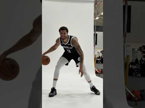 All smiles for MPJ in his new Brooklyn threads!