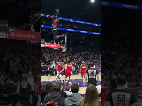 RYAN DUNN WITH THE FEROCIOUS PUTBACK 🤯 #shorts