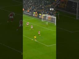 STUNNING Hugo Bueno goal against Arsenal! 🇪🇸💫