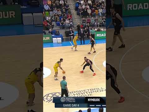 Sooner or later… the ankle breaker will find you 🥶 #FIBAWC