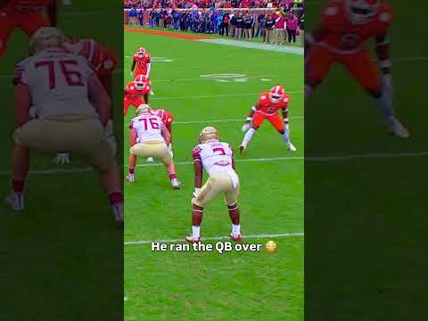 He got leveled 🤯 #clemson #accfootball #collegefootball