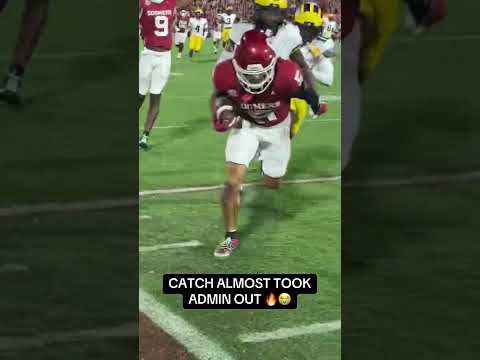 What a catch from Isaiah Sategna III 😮‍💨🔥